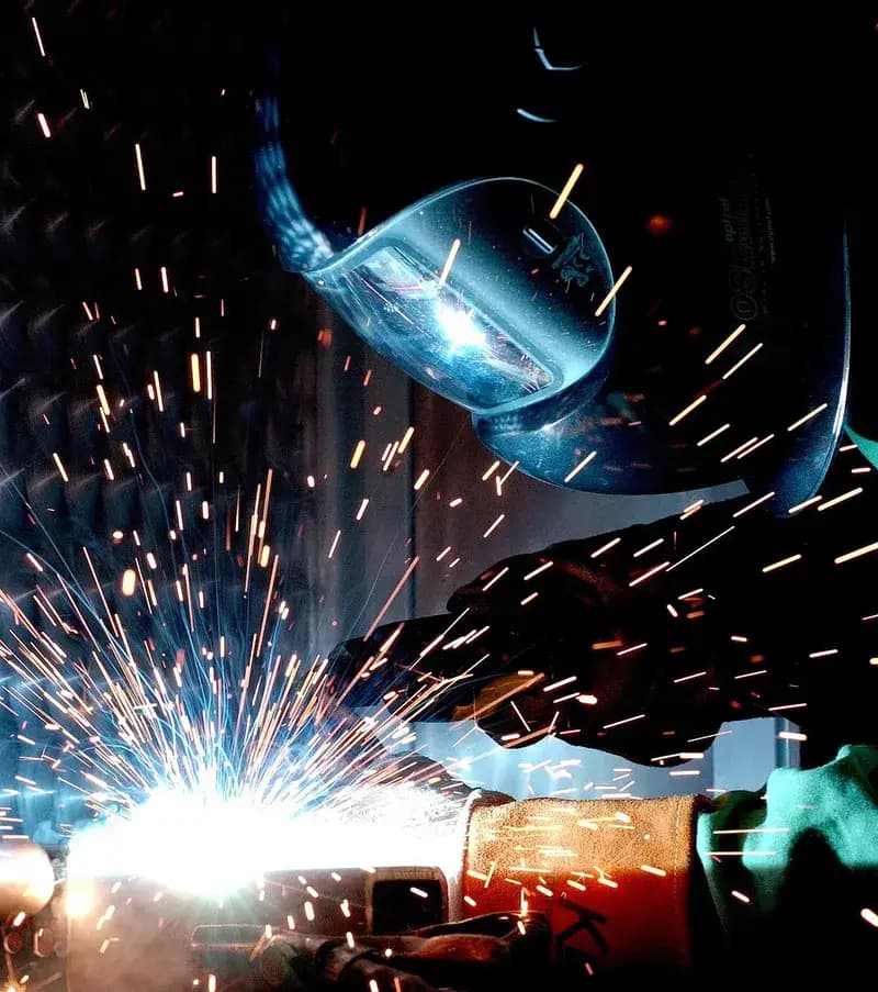 Plastics Manufacturing Co.